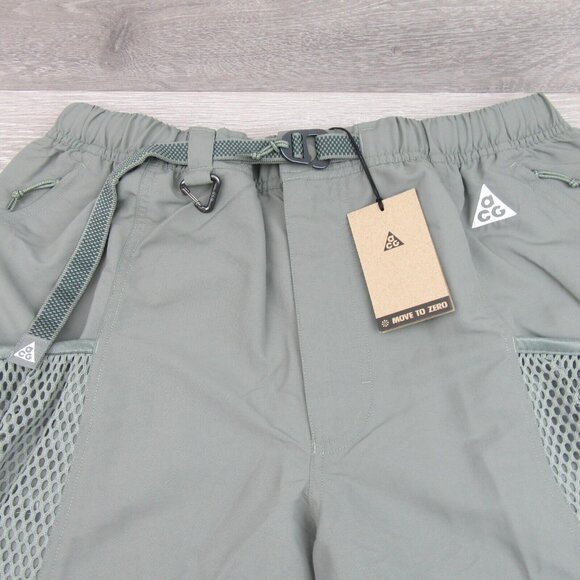 Nike ACG "Snowgrass" Cargo Shorts Men's Size Large Dark Stucco NEW - Picture 4 of 14